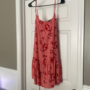 Adorable spaghetti strap floral dress